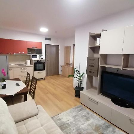 Apartman Sarah Διαμέρισμα Oradea Εξωτερικό φωτογραφία