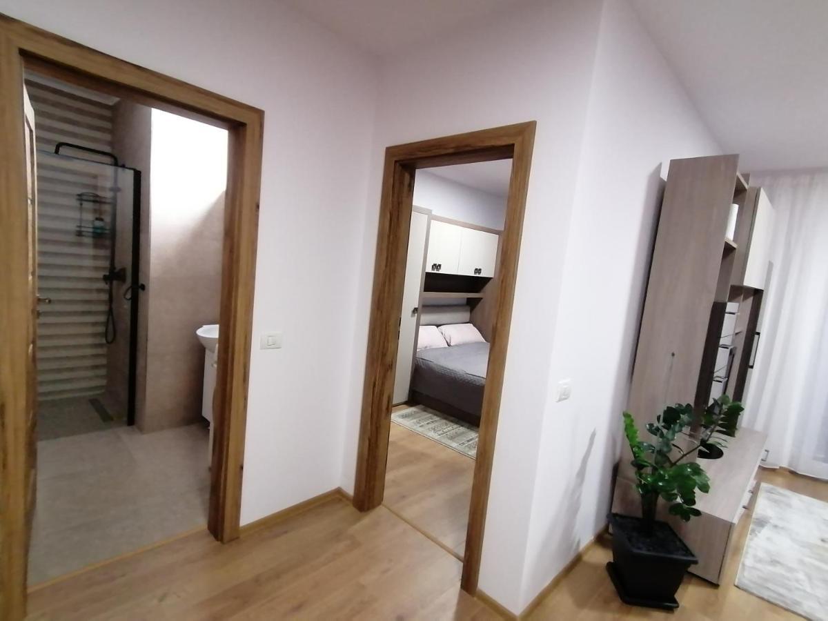 Apartman Sarah Διαμέρισμα Oradea Εξωτερικό φωτογραφία