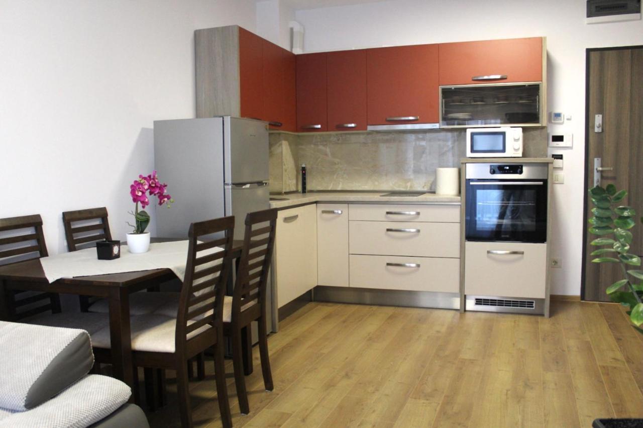 Apartman Sarah Διαμέρισμα Oradea Εξωτερικό φωτογραφία