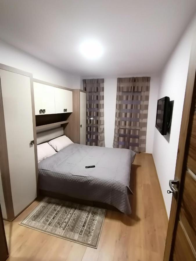 Apartman Sarah Διαμέρισμα Oradea Εξωτερικό φωτογραφία